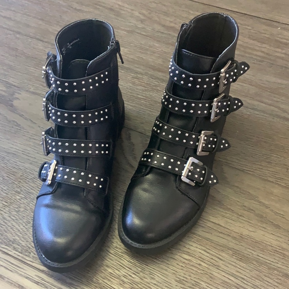 Women’s Steve Madden Boots Size 7